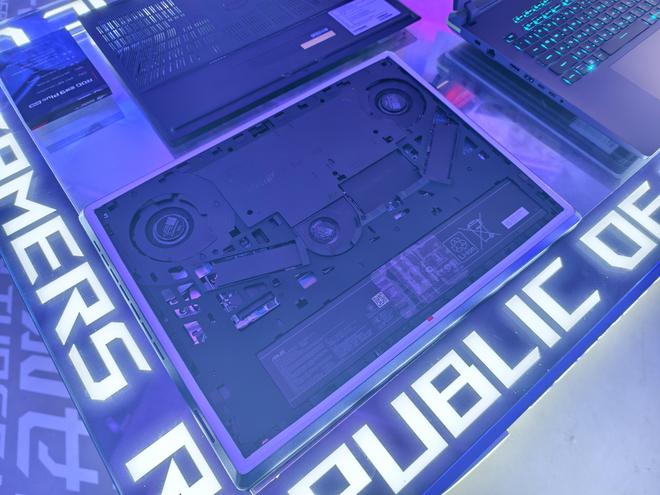 预约页面上线月到手新品这样选不出错！PP电子网站ROG 2025笔记本(图2)